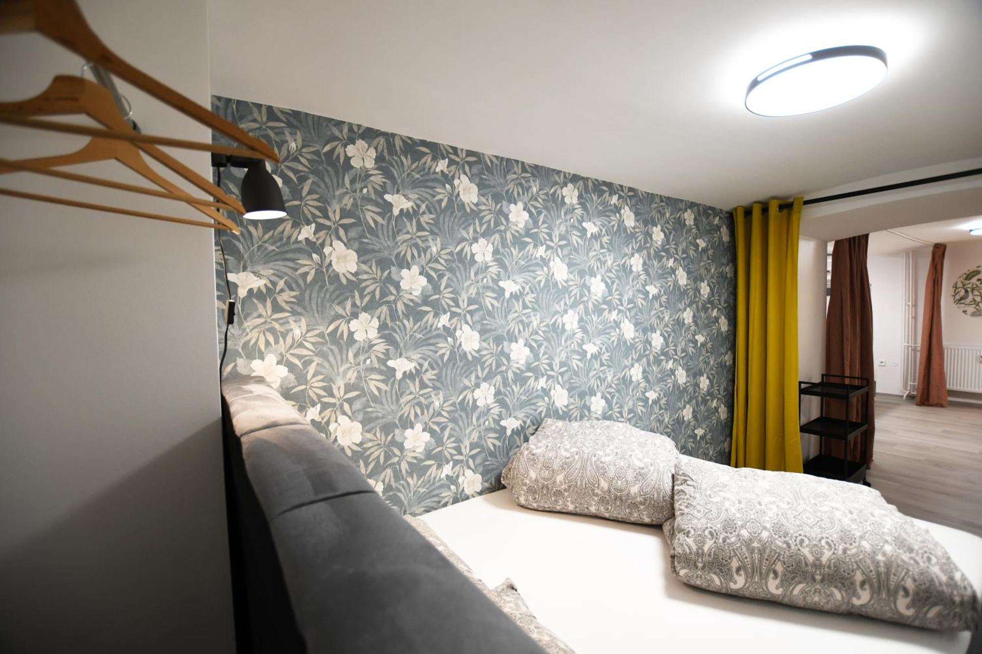 The Maze Apartment Любляна Экстерьер фото